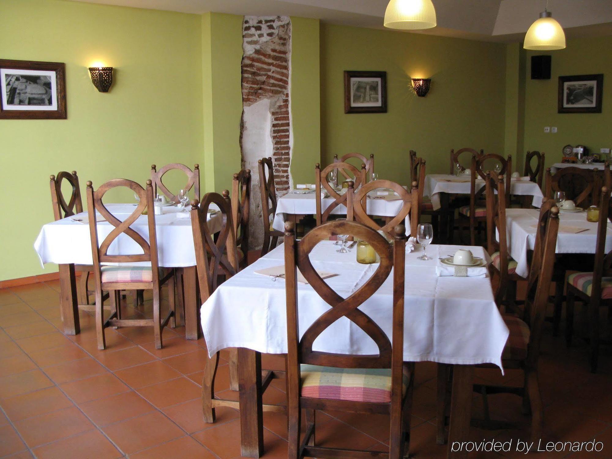 Adc - Albergaria Do Calvario - By Unlock Hotels Evora Restaurant photo